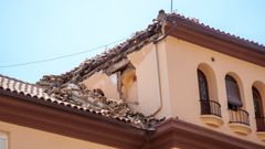Consecuencias del terremoto de magnitud 5 que ha ocurrido en Granada este domingo.