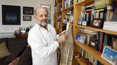 Pedro Cabarcos  natural de Vilalba, mais actualmente reside en Viveiro, lugar que o inspira nas sas creacins artsticas
