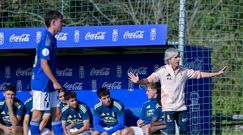 Roberto Aguirre, durante el Vetusta-Burgos B