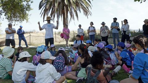 Voz natura, Actividade Voz Natura con CEIP Santa Irene + CEIP Campanario. Limpeza  Playa de Suigrexa (Porto do Son)