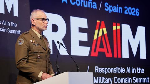 El teniente general Jos� Mar�a Mill�n Mart�nez, durante la presentaci�n oficial de la cumbre