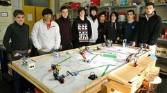 Los alumnos del Xunqueira de Fene que ganaron la First Lego en el campus de Ferrol y ahora viajar�n a Tenerife a otra clasificatoria