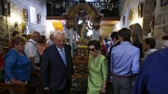 El empresario Florindo Gonzlez en la ltima ocasin en la que gan la puja para encargarse de meter la imagen de la Virgen en la iglesia