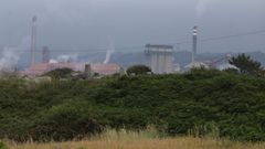 Vista de la f�brica de Alcoa desde Mor�s, Xove