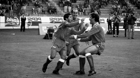 Maradona, celebrando un gol en Balados en 1992