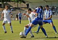 Los futbolistas del Taboada debutaron el domingo en A Medela ante numeroso p�blico.
