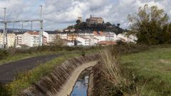 Imagen de archivo del regad�o que atraviesa la ciudad de Monforte