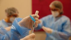 Vacunaci�n en una residencia de mayores de Pontevedra