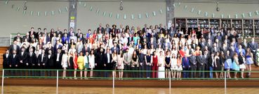 En el C. PR. Liceo entregaron los diplomas a los alumnos que finalizaron sus estudios en once especialidades de formaci�n profesional. 