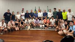 Los regidores de Mora�a y Portes, con los j�venes que fueron al intercambio y responsables de la municipalidad de Puerto Iguaz�.