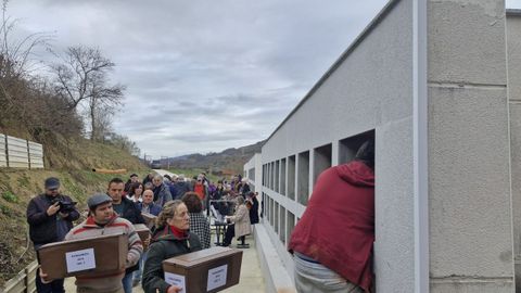 Entierro de víctimas de Parasimón