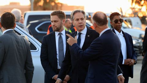 El secretario de Estado de EE.UU., Antony Blinken, este domingo a su llegada a Tel Aviv.