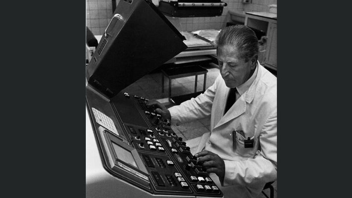 El doctor Belmonte en una fotograf�a de 1999.