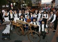 Los Amish, de Ordes, tambi�n resultaron premiados, al igual que los mu�ecos de Lego.