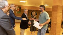 Imagen de archivo de una de las muchas entregas de diplomas de los cursos de C�ritas que se organizan en Carballo