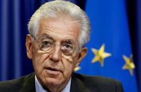 El primer ministro italiano, Mario Monti, ante los medios tras la reunin del Ecofin, en Bruselas.