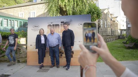 Oliver Laxe, en Navia de Suarna tras ser premiado en el Festival de Cannes