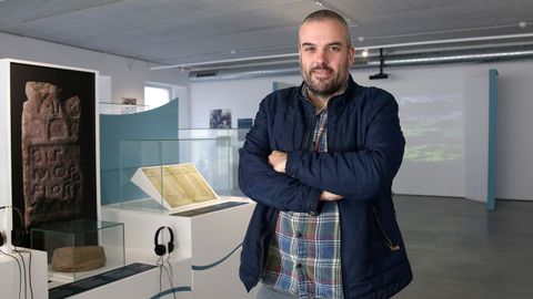 Al responsable del museo le gusta explicar el nexo entre Noia y el Camino de Santiago.