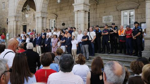 Barcelona Ourense.Concentracion en Ourense de repulsa por los atentados de Barcelona y minuto de silencio por las vctimas