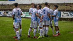 Imagen de archivo de los futbolistas del Boiro celebrando un tanto en Barra�a.