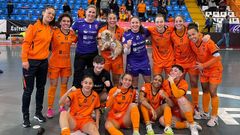 El Burela celebra su triunfo ante el Les Corts