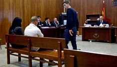 El fiscal retir� los cargos para los compa�eros de banquillo de Jos� Manuel Blanco, de pie.