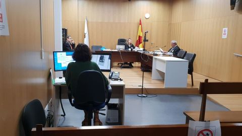Imagen del juicio al que no acudieron ninguno de los dos acusados