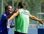Fernando V�zquez discute con Ayoze en una imagen de la pasada pretemporada.
