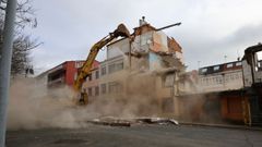 El derrumbe de la casa de Esteiro, en im�genes