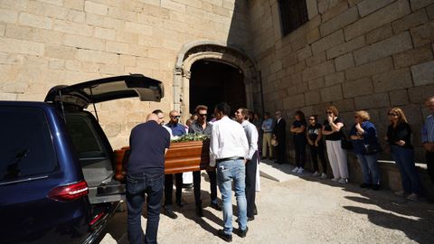 Entierro de Mar�a Bel�n S�nchez, que fue asesinada en Toledo pero el crimen no fue por violencia machista
