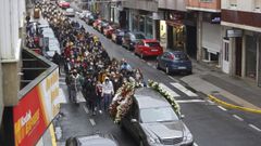 M�s de doscientas personas acudieron a los oficios religiosos, que arrancaron a primera hora de la tarde de este martes