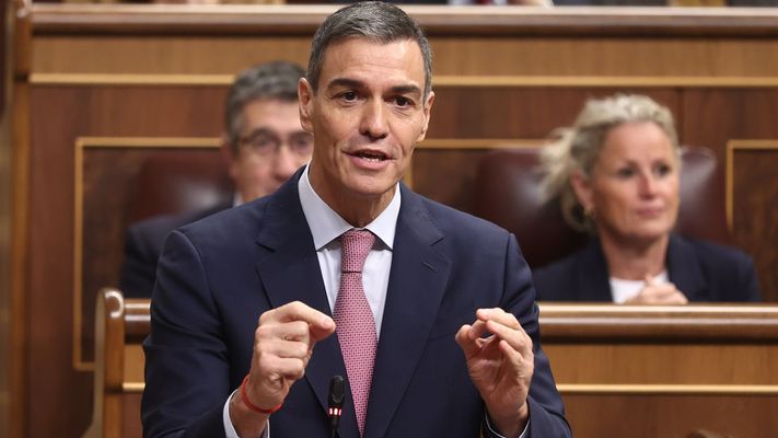 El presidente del Goberno, Pedro S&aacute;nchez, interviene durante una sesi&oacute;n de control al Goberno, en el Congreso de los Diputados