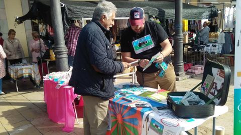 Im�genes de la campa�a contra la exposici�n de menores al humo de tabaco impulsada por la Direcci�n General de Salud P�blica y el colectivo gitano
