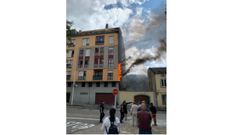 Aparatoso incendio en un edificio de Viveiro