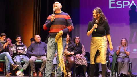 As� foi a festa da regueifa en Carballo, imaxe a imaxe, rima a rima