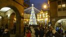 La proyecto presentado por Ximnez prev llevar el rbol, que tradicionalmente se instala en la Praza Maior, a la avenida de Pontevedra.