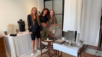 Las tres creadoras durante la pop up que celebraron en De Ra�z