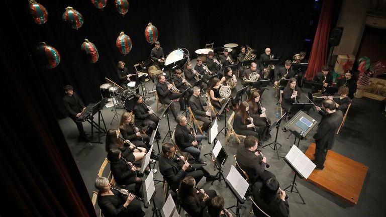 La Banda Municipal de Msica O Landro, en imagen de archivo durante el ltimo Concerto de Nadal, estrenar la pieza de Jos Manuel Barbosa en el programa Adral