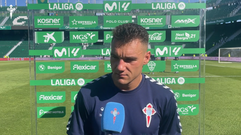 El futbolista del Celta Ferran Jutgl�, tras el partido ante el Elche.