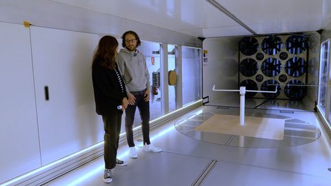 Miguel Roca traballa no túnel do vento