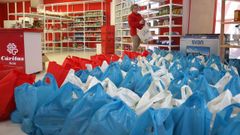 Las familias atendidas por C�ritas de Noia han aumentado desde que comenz� el a�o y son ya un centenar.