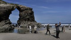 Una imagen de este verano de la playa de As Catedrais.