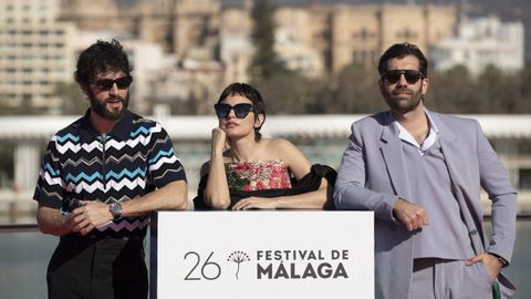 Javier Rey, Vernica Echegui y Tamar Novas durante la presentacin de la pelcula en el festival de Mlaga.