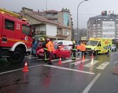 El accidente moviliz� a las emergencias de Poio y Sanxenxo. 