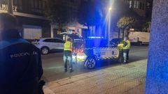 La Guardia Civil de Trfico tuvo que hacer un control de alcoholemia en el centro de Santiagoante la falta de agentes en la Polica Local