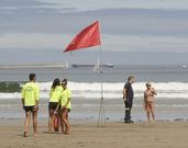 La playa estuvo cerrada al ba�o y con bandera roja. 