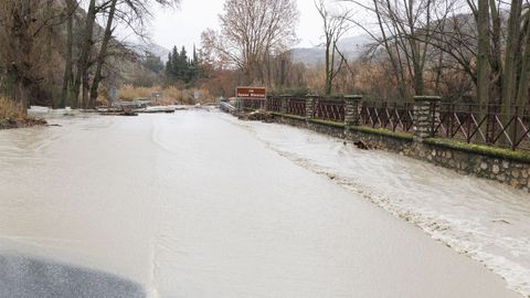 Carretera cortada en Granada