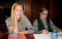 Mar�a del Mar Ord��ez (izquierda) se incorpor� el jueves a la corporaci�n de Malpica.