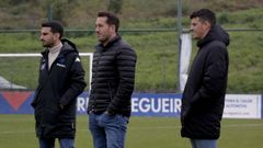 Carlos Rosende, Juan Gim�nez y Mart�n Casti�eira (de izquierda a derecha), en la ciudad deportiva de Abegondo