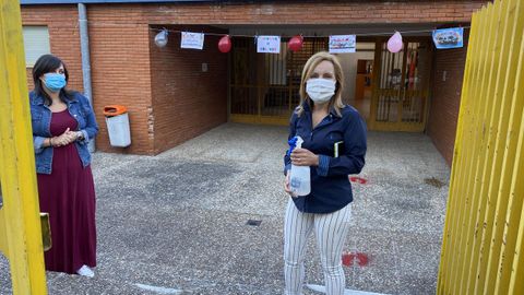 VUELTA AL COLE EN EL CEIP MANUEL BERMUDEZ COUSO DE A POBRA DE TRIVES